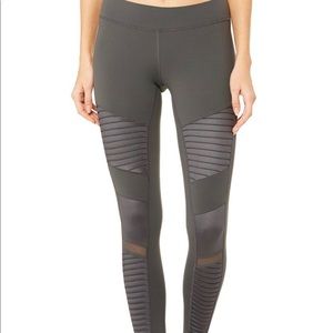 Alo Grey Moto Leggings Size Small